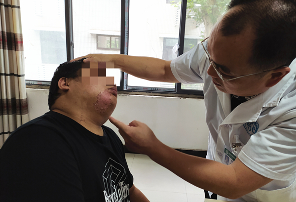 陈革修 陈革修